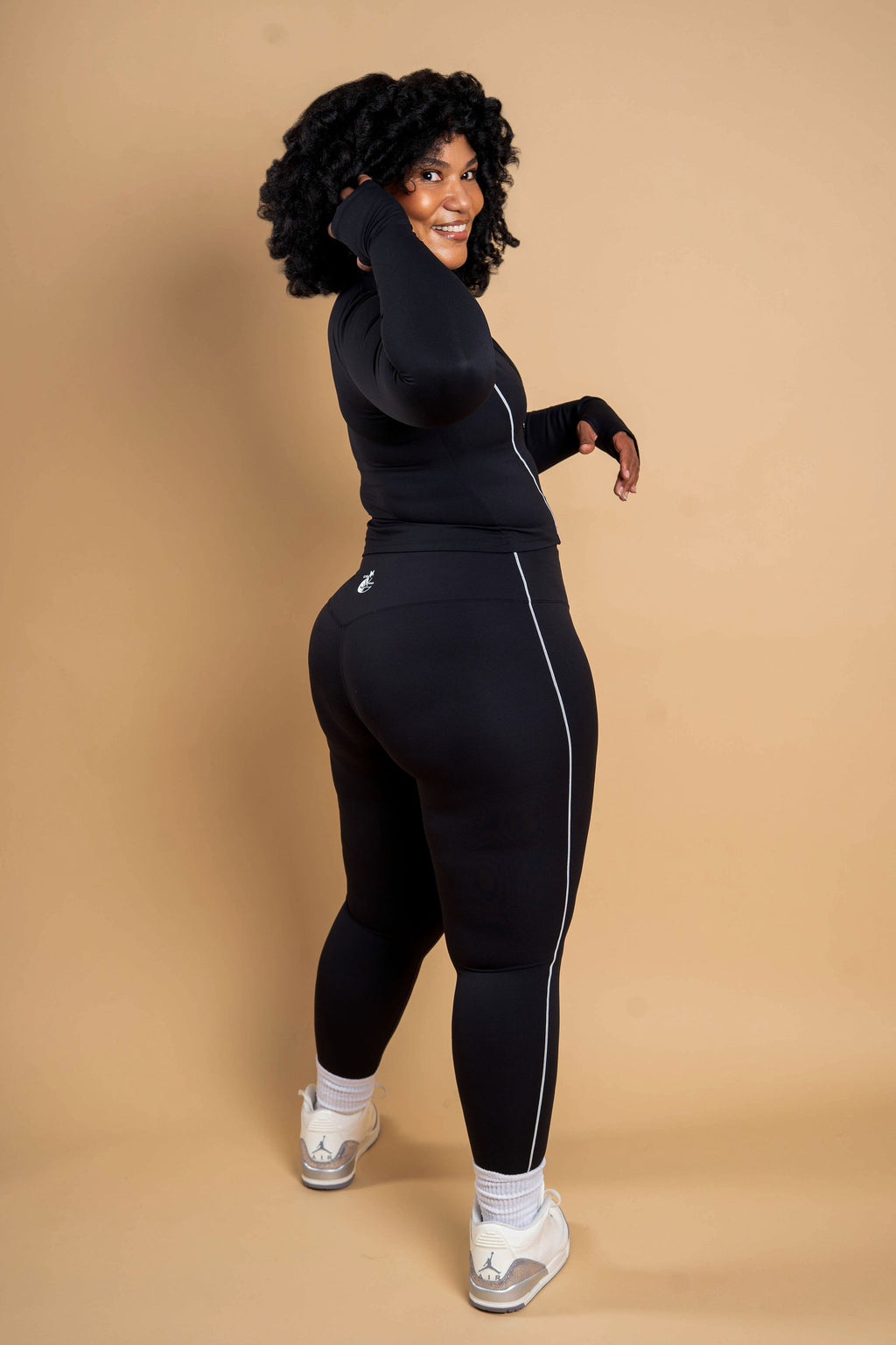The Vixen Silhoulette Zip (3 Piece) Set